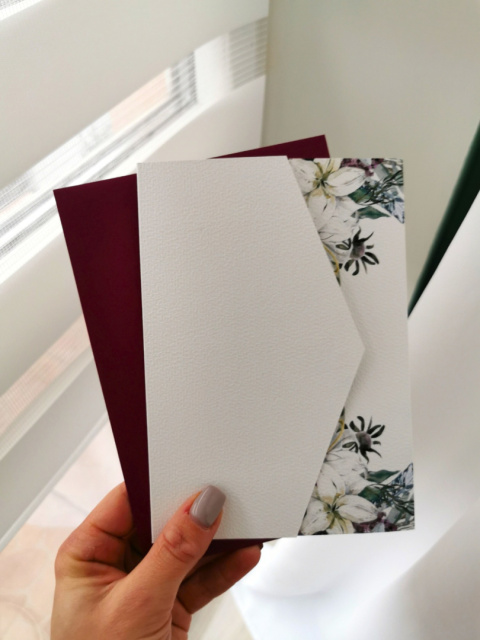 Zestaw Aquarel Burgundy - Lily Zestaw Aquarel Burgundy - Lily